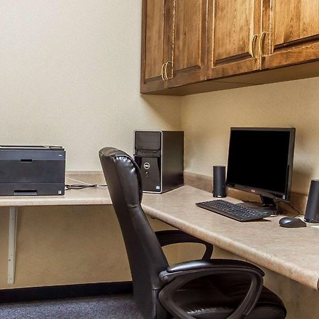 Quality Inn Burlington Near Hwy 34 Экстерьер фото