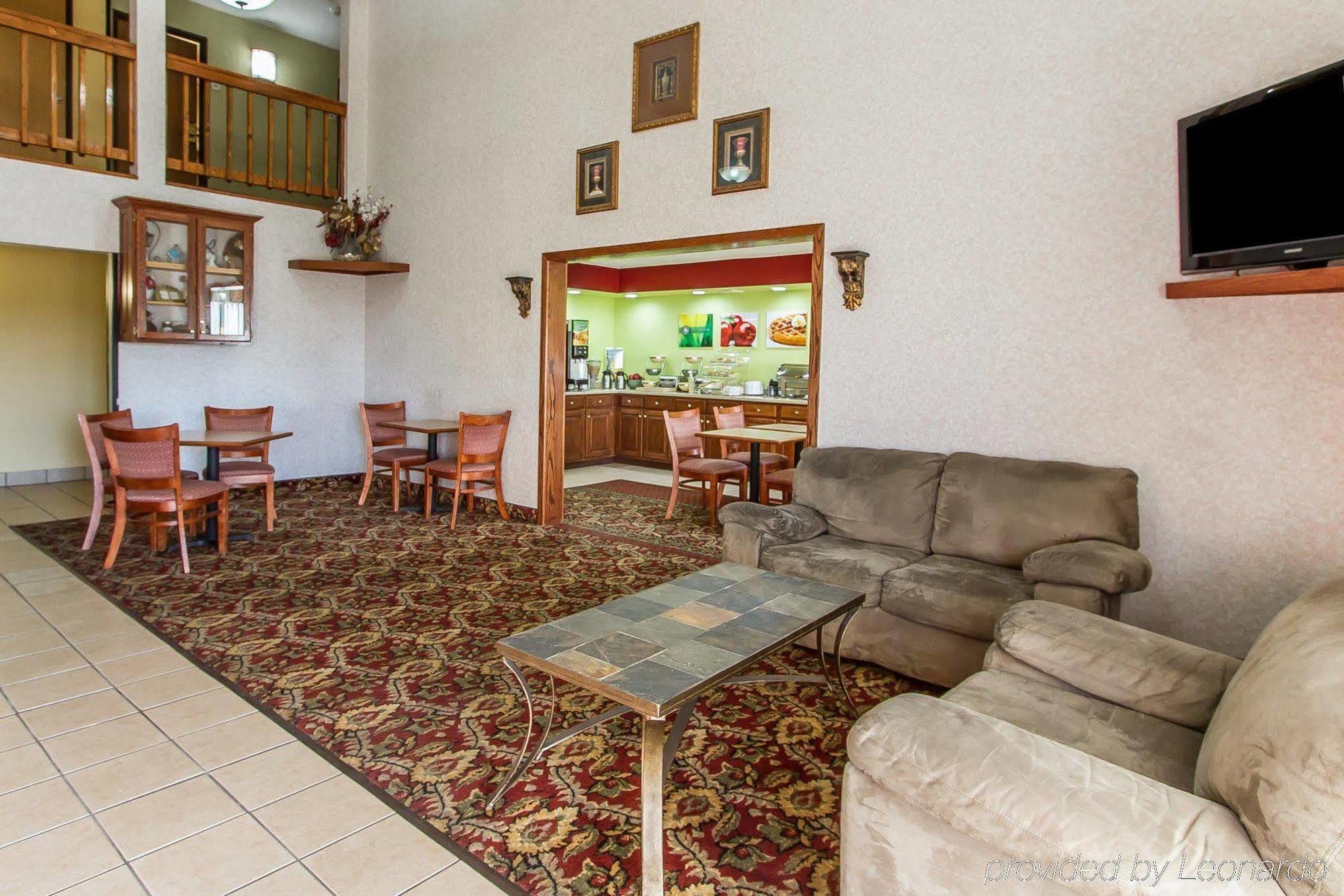 Quality Inn Burlington Near Hwy 34 Экстерьер фото