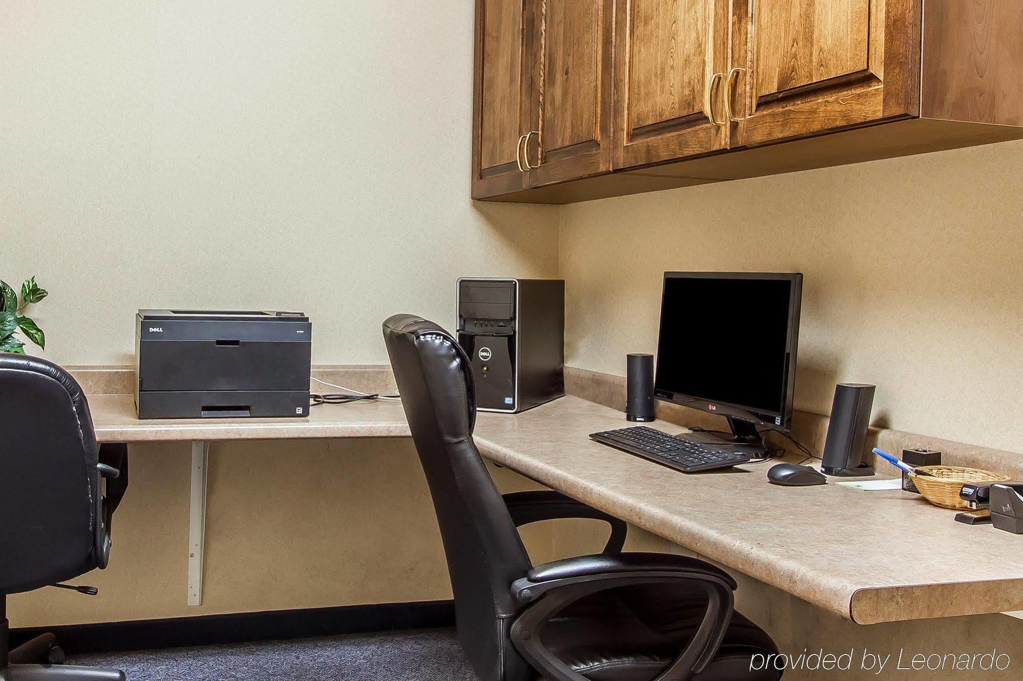 Quality Inn Burlington Near Hwy 34 Экстерьер фото