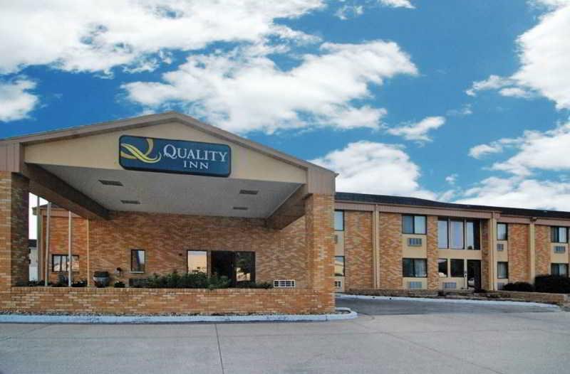 Quality Inn Burlington Near Hwy 34 Экстерьер фото